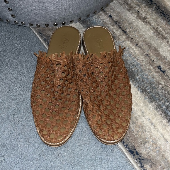 Free People Mirage Woven Brown Leather Flat Mules - Picture 2 of 9